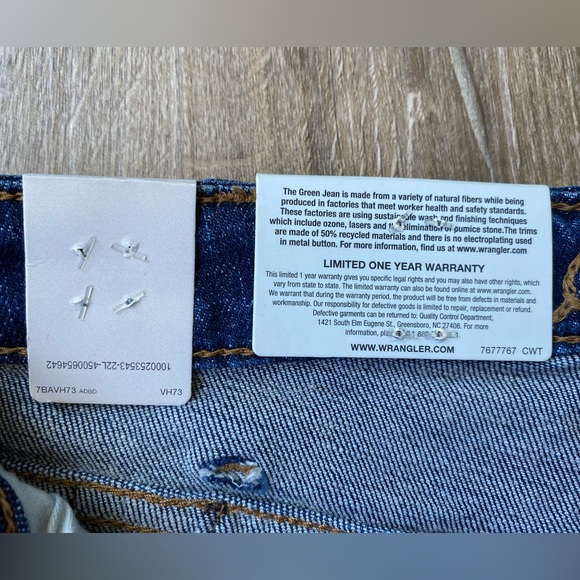 NWT 25x34 Wrangler Retro High Rise Trumpet Flare Jeans in Jana - Picture 9 of 16